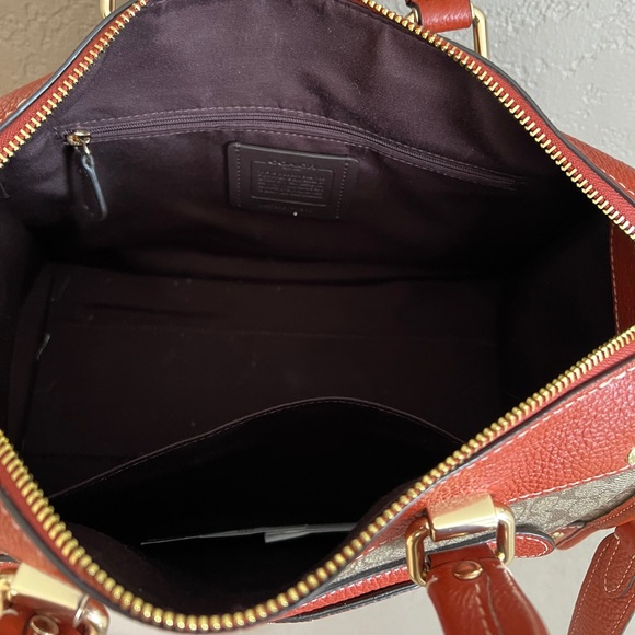 Coach Signature Rowan Satchel - Picture 5 of 5